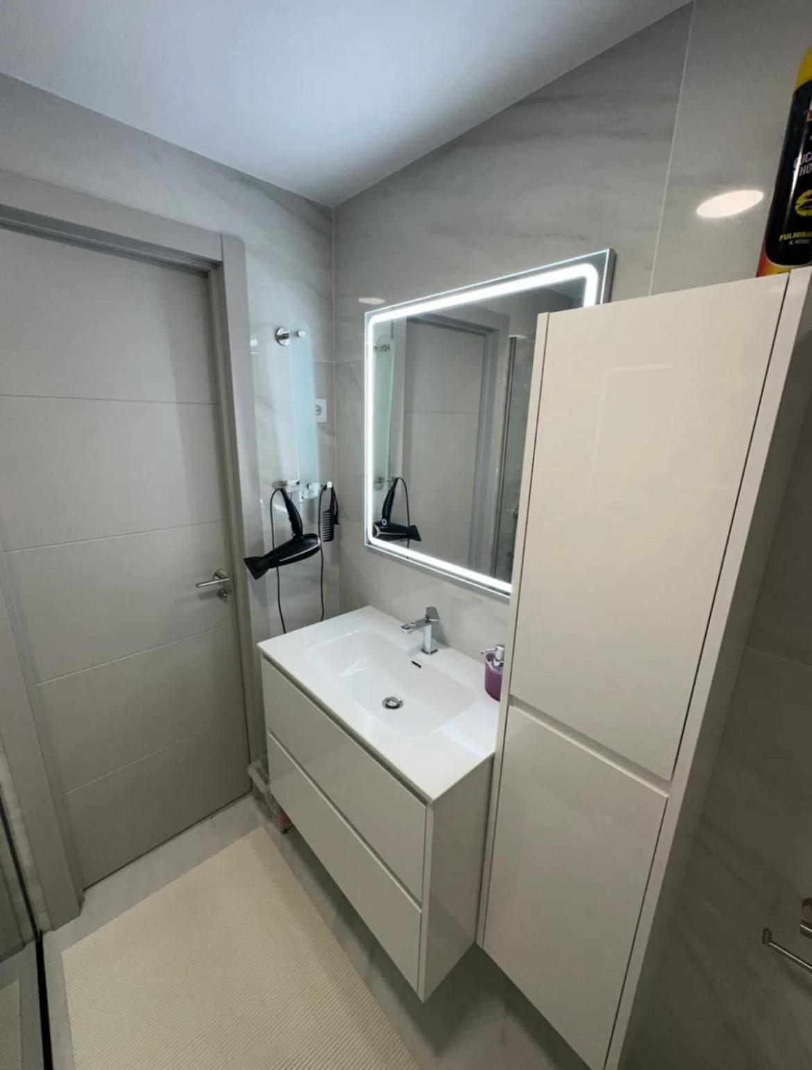 Marina Apartment Torrevieja Bagian luar foto